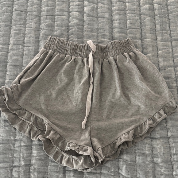 SHEIN Other - Gray Ruffle Hem Women's Shorts